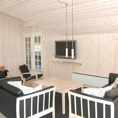 Blommestien Idestrup Iv